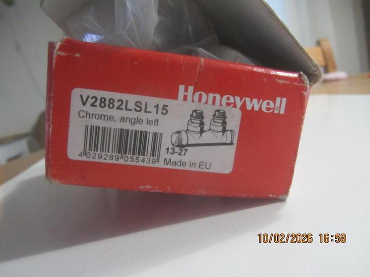 Repartiteur en H avec corps thermostatique intégré, Bricolage & Construction, Sanitaire, Neuf, Robinet, Chrome, Enlèvement