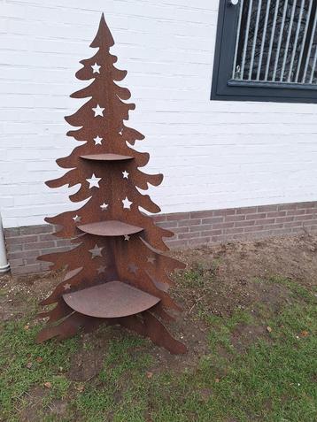 kerstboom beschikbaar voor biedingen