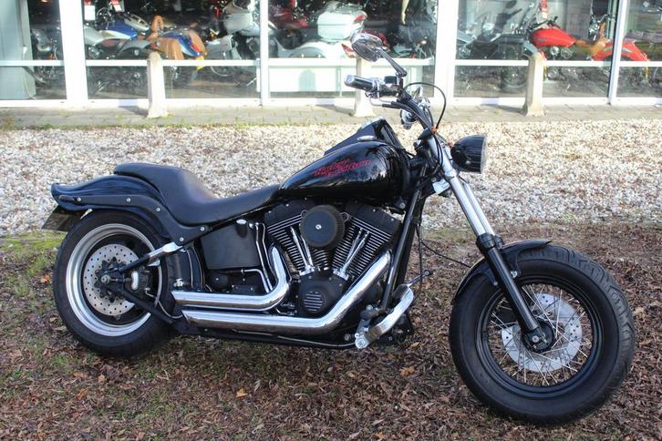 Harley-Davidson Night Train Softail Night Train FXST-BI, Motoren, Motoren | Harley-Davidson, Bedrijf, Chopper