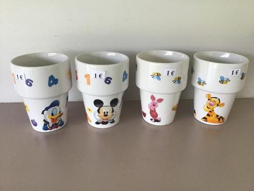 70 mugs différents pour seulement 1 euro chacun, Maison & Meubles, Cuisine | Vaisselle, Comme neuf, Enlèvement ou Envoi