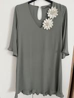 Dames kleedje(quinze trente)maat medium 12,00€, Ophalen, Zo goed als nieuw