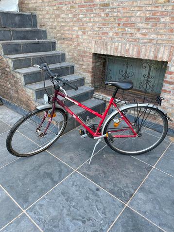 Damesfiets „stadsfiets” beschikbaar voor biedingen
