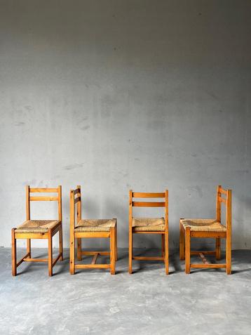 Vintage architecturale houten stoelen met riet, set van 4 beschikbaar voor biedingen