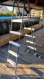 Intex zwembadladder 132cm, Ophalen, Zo goed als nieuw, Ladder