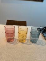 Set van 6 gekleurde glazen JYSK (stapelbaar) Zgan, Collections, Verres & Petits Verres, Enlèvement ou Envoi, Comme neuf