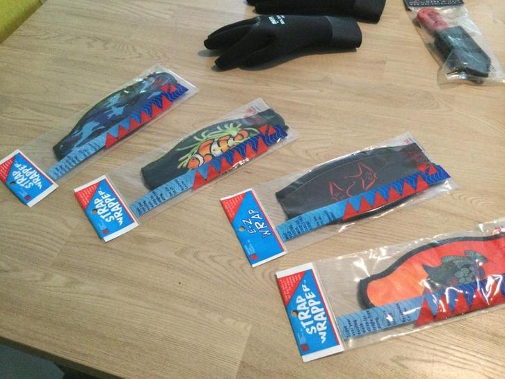 Mask Strap Wrapper. Nieuw, Watersport en Boten, Duiken, Nieuw, Duikbril of Snorkel, Ophalen of Verzenden
