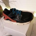 Nike Air Huarache Run - T. 27 kinderschoenen - zwart/rood, Kinderen en Baby's, Kinderkleding | Schoenen en Sokken, Ophalen of Verzenden