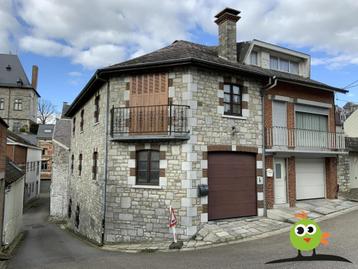 Maison à vendre à Chimay, 2 chambres disponible aux enchères