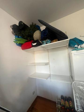 Wandkast Rek met verstelbare planken beschikbaar voor biedingen