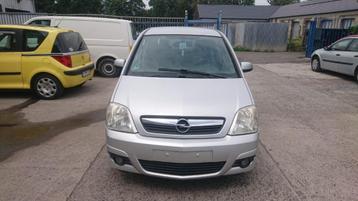 Opel meriva 1600cc essence 2006 bt auto 181000km clim GARANT