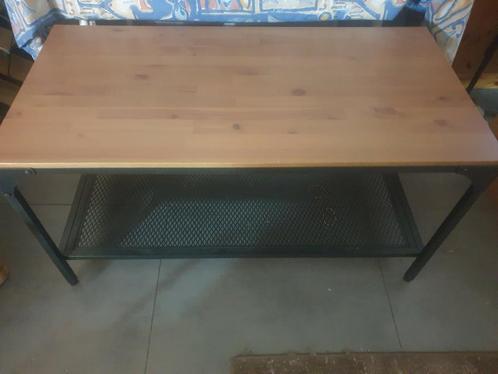 Te koop mooie stevige salontafel !!, Huis en Inrichting, Tafels | Salontafels, Zo goed als nieuw, Minder dan 50 cm, 50 tot 100 cm