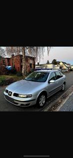 Seat toledo 2004 model 1.6 benzine, Auto's, Seat, Stof, Bedrijf, Handgeschakeld, Euro 4