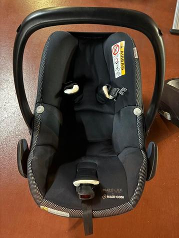 Maxi-Cosi Pebble Plus Rachel Zoé + FamilyFix Isofix Base beschikbaar voor biedingen