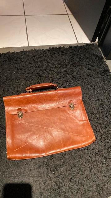 Lederen aktetas, Handtassen en Accessoires, Tassen | Schooltassen, Ophalen, Nieuw
