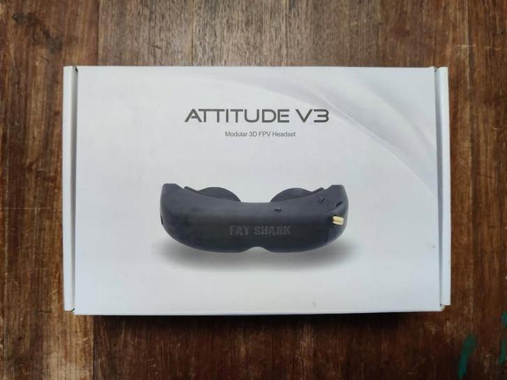 Fat Shark Attirude v3 - Lunettes FPV drone racing, Hobby & Loisirs créatifs, Modélisme | Radiocommandé & Téléguidé | Hélicoptères & Quadricoptères