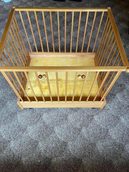 De kinderbox van het merk QUAX van hoge kwaliteit is niet me, Kinderen en Baby's, Babyparken, Zo goed als nieuw, In hoogte verstelbaar