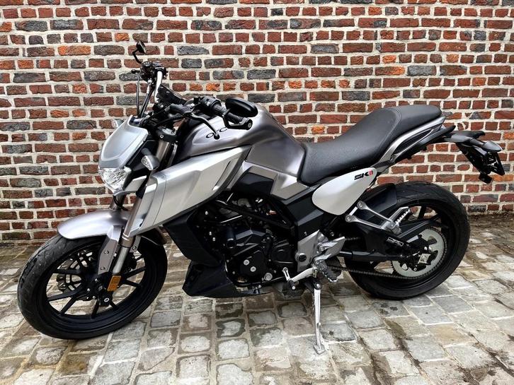 moto ORCAL SK01 125cc, Motoren, Motoren | Overige merken, Particulier, Naked bike, 11 kW of minder, 1 cilinder, Minimaal motorrijbewijs A1