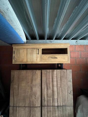 Mooie tv kast uit kokos hout beschikbaar voor biedingen