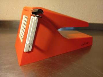 Authentieke frietsnijder van Orange vintage Comparabl beschikbaar voor biedingen