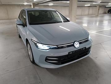 Volkswagen Golf 8,5 1.5 TSI 02/2025 Acc AppCon Camera Led beschikbaar voor biedingen