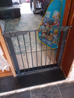 2 - traphekje zonder boren, Enfants & Bébés, Barrières, Barrière de sécurité, Comme neuf, Enlèvement, Moins de 100 cm