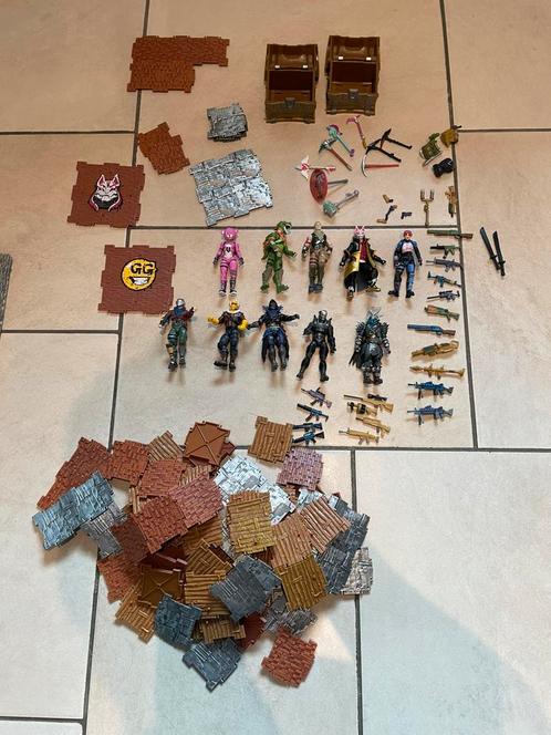 Fortnite pakket 10cm figuren, Kinderen en Baby's, Speelgoed | Actiefiguren, Zo goed als nieuw, Ophalen