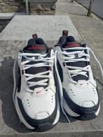 Nike Air Monarch 39, Ophalen, Zo goed als nieuw, Schoenen