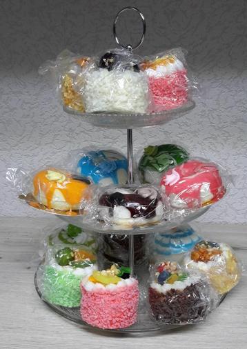 Lot / partij taartjes / donuts deco ( NIEUW ) beschikbaar voor biedingen