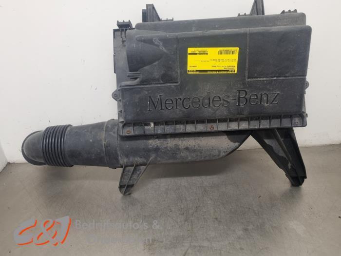 Luchtfilter van een Mercedes Vito, Auto-onderdelen, Filters, Mercedes-Benz, Gebruikt, 3 maanden garantie, Ophalen of Verzenden