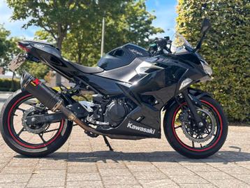 Kawasaki Ninja 400, 399 cm³, 4 cylindres, 12 à 35 kW, ABS