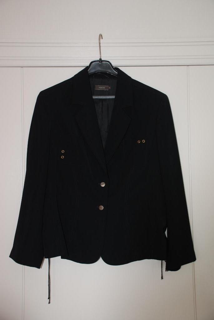 Heel mooie damesblazer PORCINI, maat 44. Perfecte staat, Kleding | Dames, Jasjes, Kostuums en Pakken, Zo goed als nieuw, Jasje