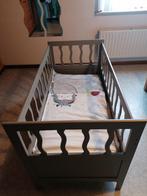 Kinderbedje, Ophalen