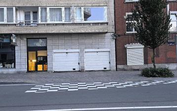 Emplacement de parking intérieur sécurisé à louer beschikbaar voor biedingen