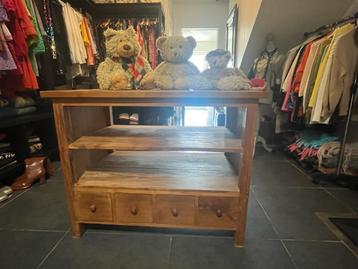 Prachtige mexicaanse teak kast  beschikbaar voor biedingen