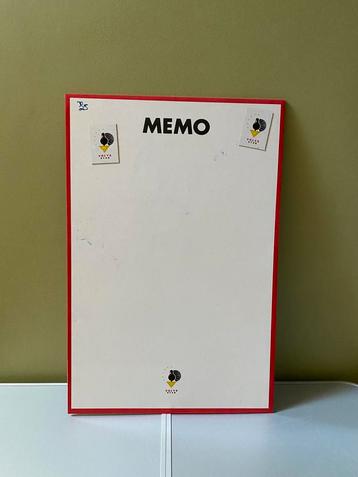 🍄  Magnetisch Whitebord ( 40 x 60 cm.) + 2 magneten beschikbaar voor biedingen