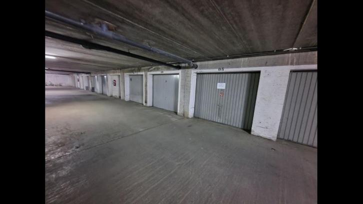 Garagebox te huur in Berchem, Immo, Garages en Parkeerplaatsen, Antwerpen (stad)