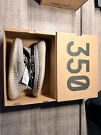 Yeezy Boost 350 V2 maat 43 1/3, Ophalen of Verzenden, Nieuw