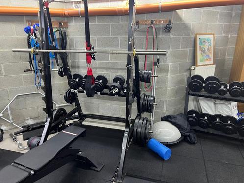 Home Gym complete, Sports & Fitness, Équipement de fitness, Neuf, Bras, Jambes, Pectoraux, Abdominaux, Dos, Enlèvement