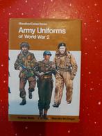Boek over uniformen tijdens WO2, Livres, Histoire mondiale, Utilisé, Enlèvement ou Envoi
