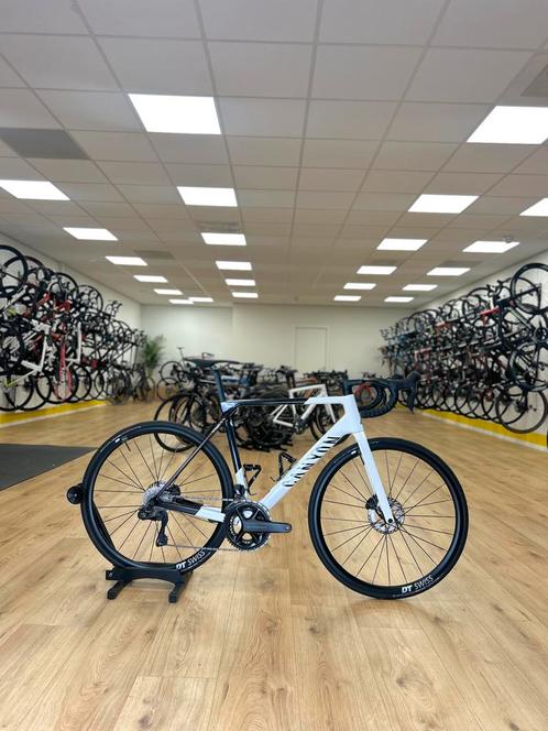 2024 500km Canyon Ultimate Di2 Carbon Racefiets, Sport en Fitness, Wielrennen, Zo goed als nieuw, Ophalen of Verzenden