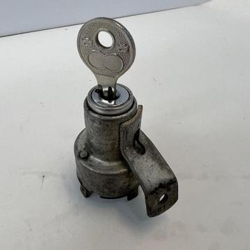 VW Kever contactslot SC 1961-1967 originele Dickholmer Kever beschikbaar voor biedingen