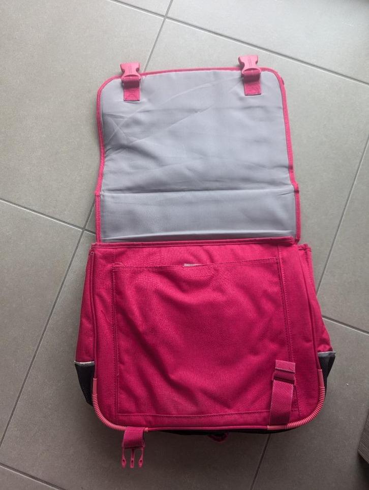 Cartable Delsey BESOIN URGENT POUR CAUSE DE DÉMÉNAGEMENT, Bijoux, Sacs & Beauté, Sacs | Cartables, Utilisé, Porte-documents ou Cartable