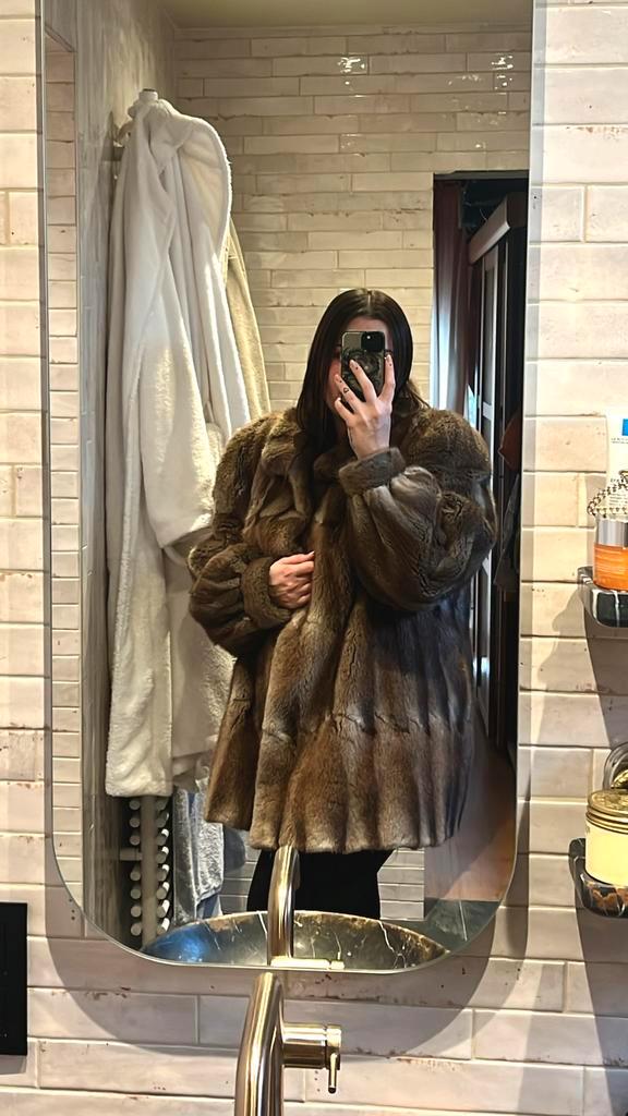 Prachtige vintage muskus bontjas, Kleding | Dames, Jassen | Winter, Zo goed als nieuw, Maat 42/44 (L), Ophalen of Verzenden