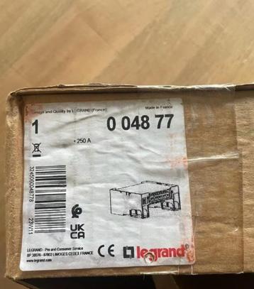 Legrand - verdeelklem 250A - 9 modules - 0040877 beschikbaar voor biedingen