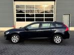 Volvo V60 1.6 T3, cruise control, navigatie, trekhaak, Voorwielaandrijving, Gebruikt, 110 kW, 4 cilinders