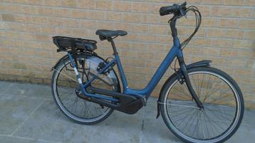 elektrische damesfiets gazelle, 2800km nieuwstaat! 1350€ beschikbaar voor biedingen