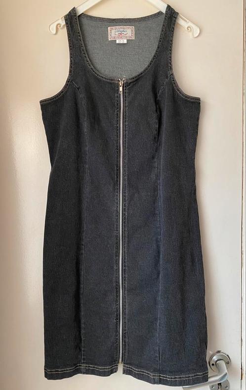 Robe Denim noir-gris Adventure taille 40/42 vintage, Vêtements | Femmes, Robes, Noir, Enlèvement ou Envoi