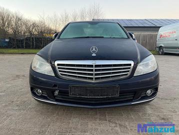 MERCEDES C KLASSE W204 1.8 ZWART c359 271950 onderdelen beschikbaar voor biedingen