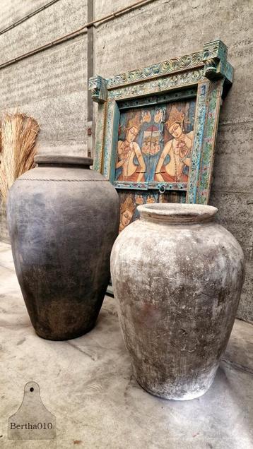 Hoge oude kleipot uit India pot van klei kleipot XXL 150 cm beschikbaar voor biedingen
