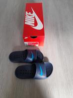 Blauwe slippers Nike 29,5 ( 12c), Comme neuf, Autres types, Garçon ou Fille, Enlèvement ou Envoi